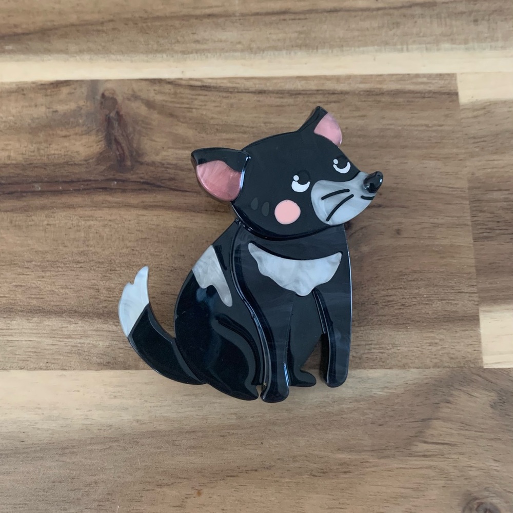 Erstwilder Tazzy the Devil animal pin NWOT